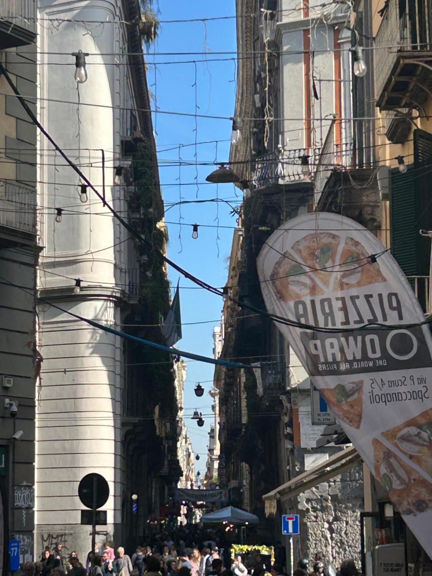 Suite Di Giordy Napoli Centro Екстериор снимка